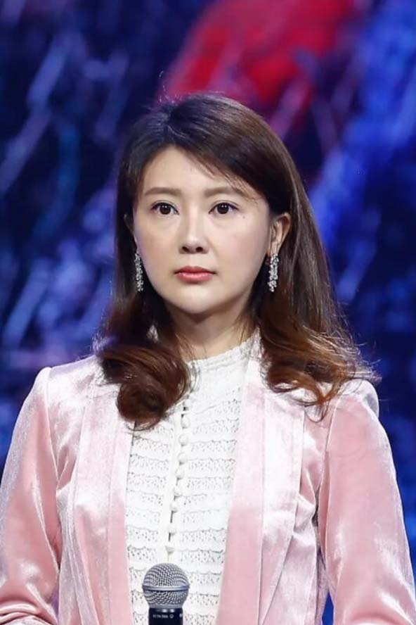 Cảnh Điềm và sự nghiệp chìm nghỉm cùng hội 'kinh thành tứ mỹ'