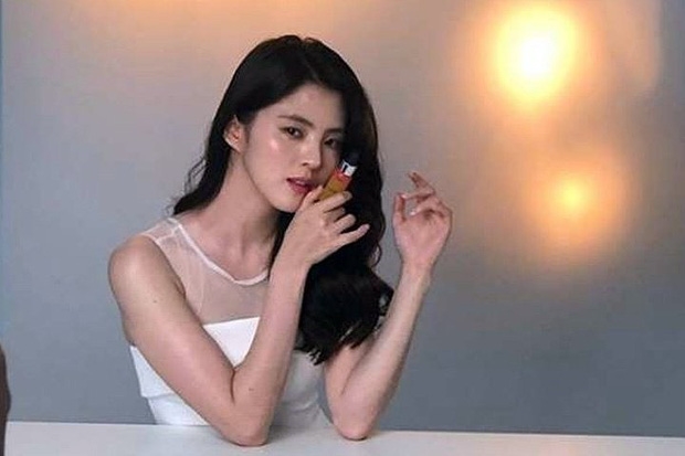 Jun Ji Hyun và loạt mỹ nhân Hàn lộ sắc vóc thật ngoài đời