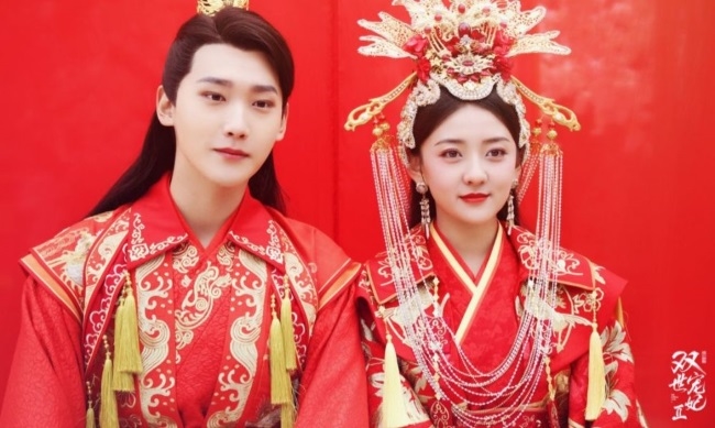 Mỹ nhân Song Thế Sủng Phi Lương Khiết bị bỏ rơi sau 2 năm cầu hôn