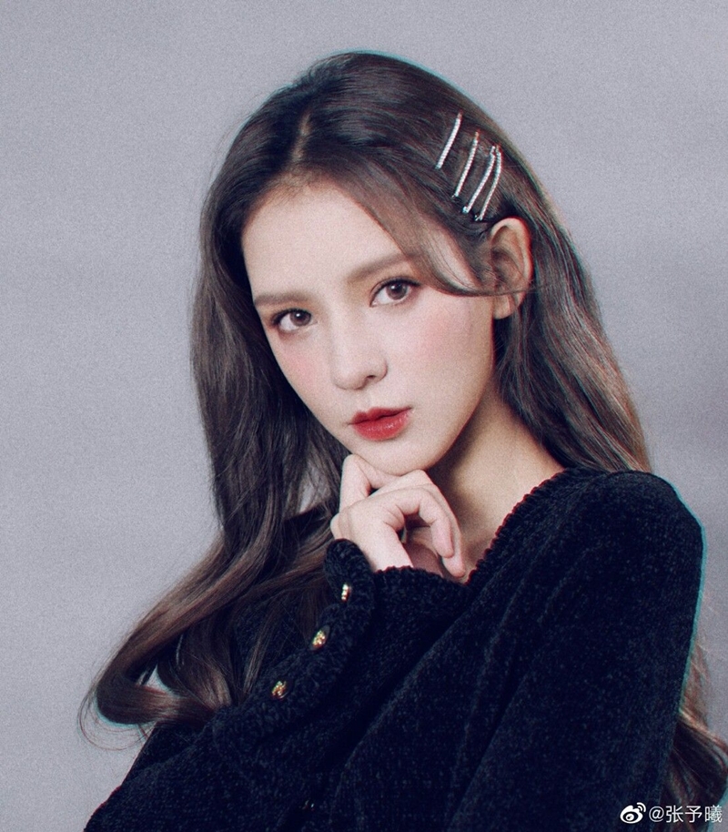 Triệu Lộ Tư và dàn mỹ nhân Cbiz khiến Địch Lệ Nhiệt Ba phải e ngại