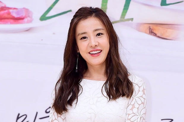 Lee Young Ae và các mỹ nhân 'Nàng Dae Jang Geum' sau 17 năm