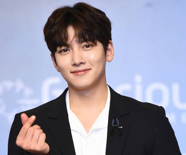 Ji Chang Wook nhận phim thứ ba trong năm 2020 này?