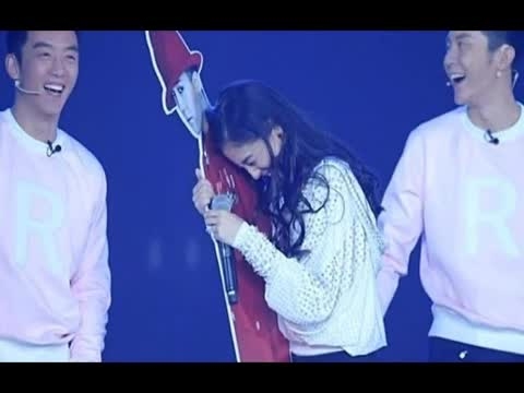 AngelaBaby và dàn sao Cbiz thích 'đu' idol Hàn