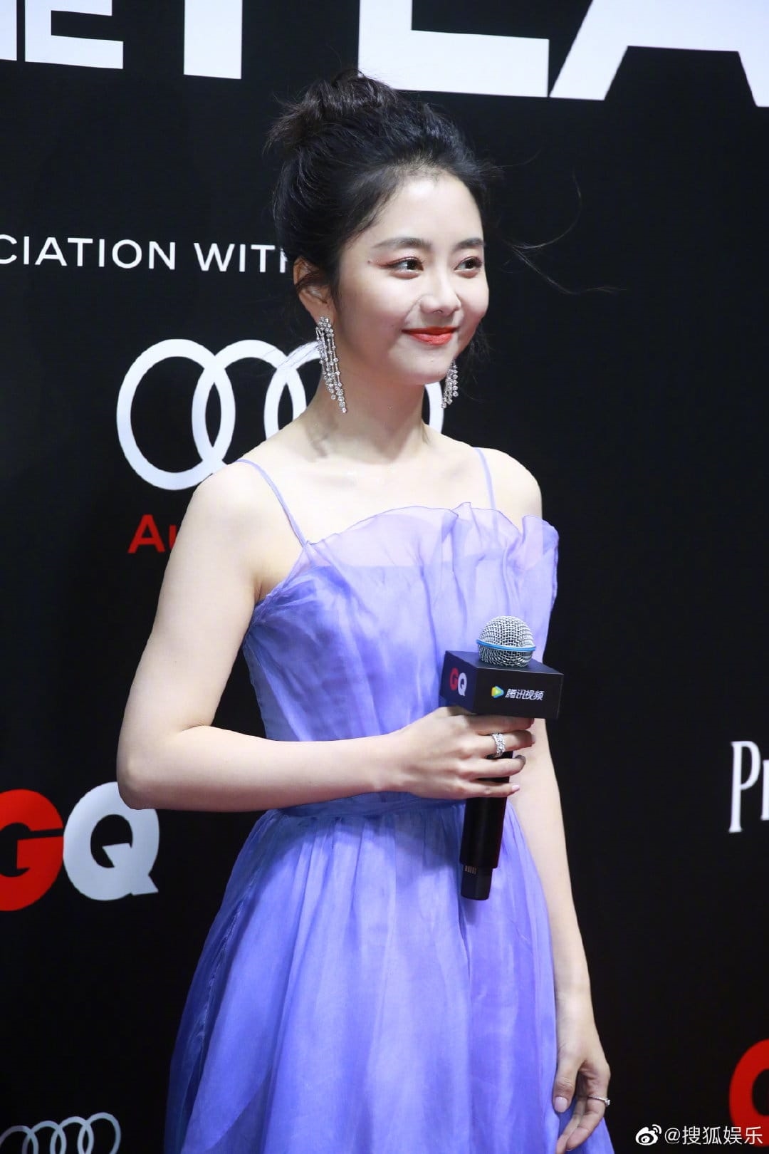 Dương Mịch, AngelaBaby, Nghê Ni đọ sắc 'cực gắt' tại thảm đỏ GQ 2020