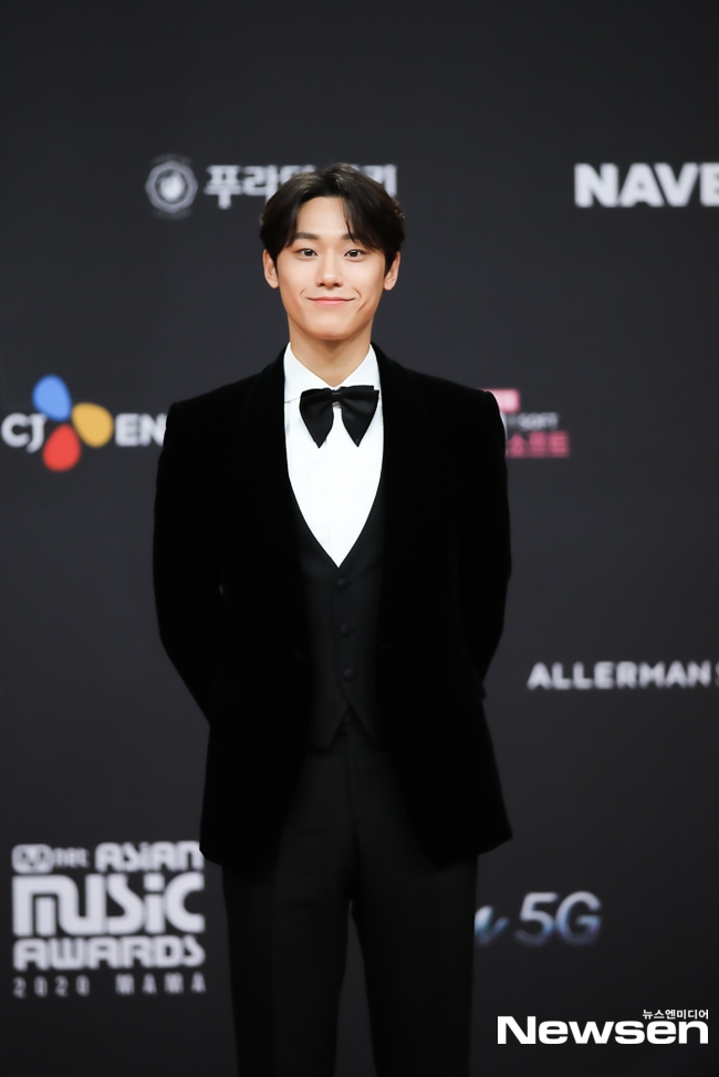 Song Joong Ki, Park Seo Joon cùng dàn sao Hàn nổi bật ở MAMA 2020
