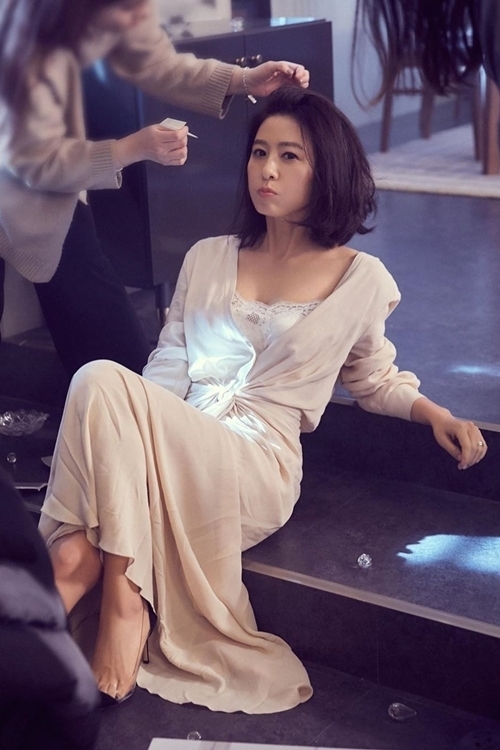 Kim Hee Ae và danh sách 10 diễn viên nổi bật nhất xứ Hàn 2020