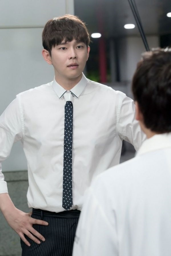 Nam Joo Hyuk và các nam chính đẹp mà nhạt, bị khán giả phớt lờ