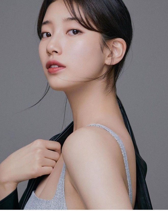 YoonA, Suzy cùng những đại diện nhan sắc K-pop qua 2 thế hệ