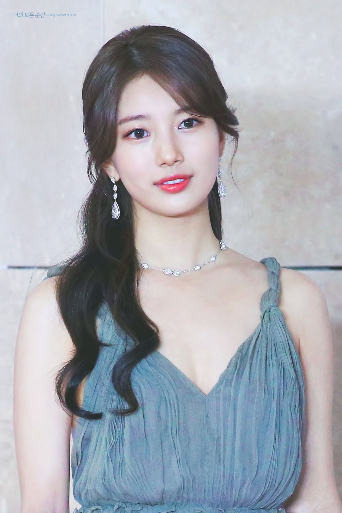 YoonA, Suzy cùng những đại diện nhan sắc K-pop qua 2 thế hệ