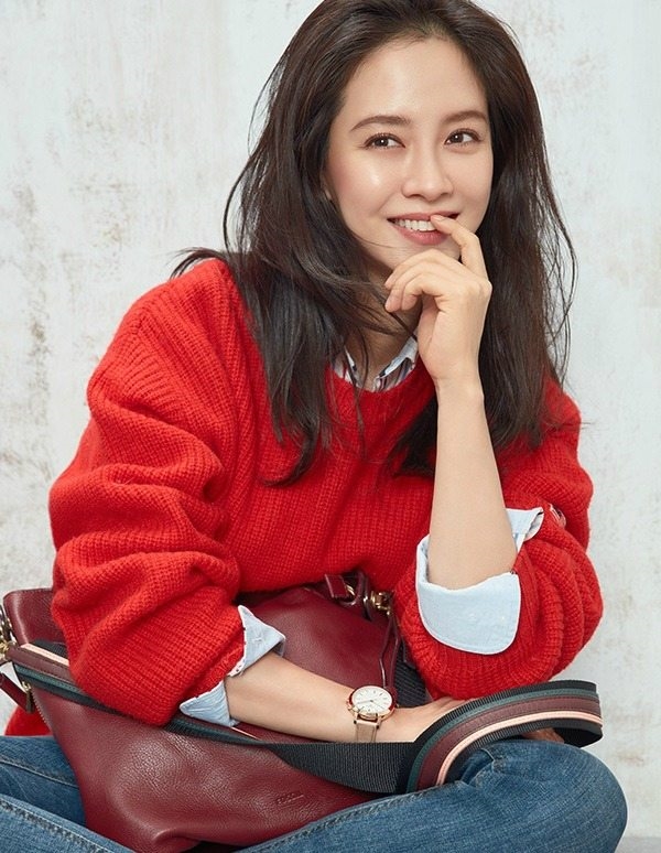 Song Hye Kyo và mỹ nhân Hàn xinh đẹp trong trang phục sắc đỏ