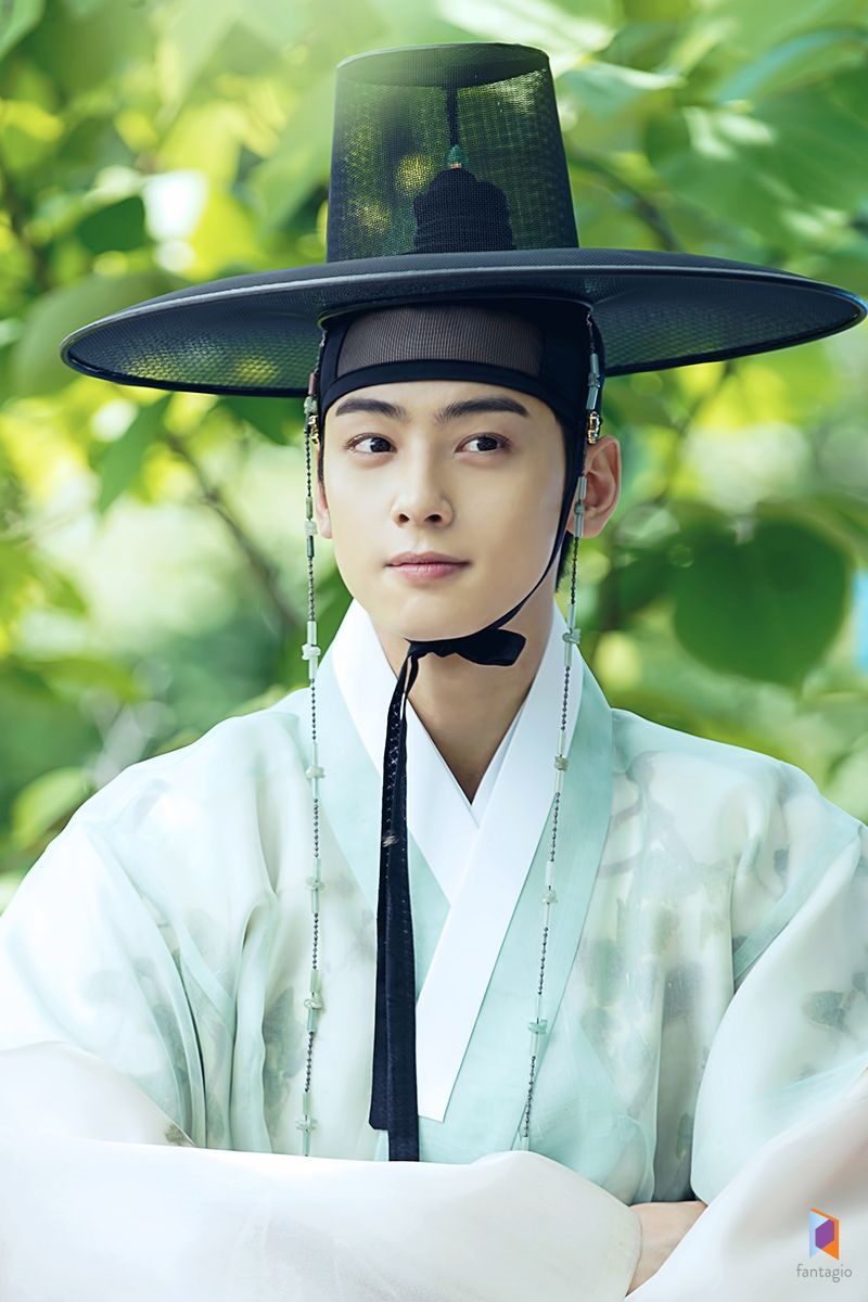 Cha Eun Woo gây tranh cãi diễn xuất nhưng vẫn liên tục đóng chính