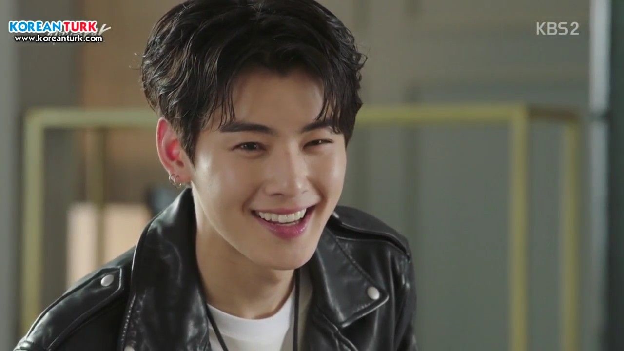 Cha Eun Woo gây tranh cãi diễn xuất nhưng vẫn liên tục đóng chính