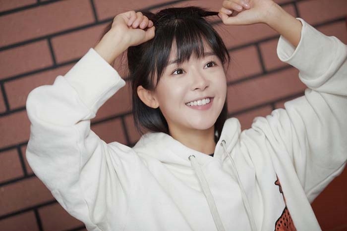 Viên Băng Nghiên và 9 sao nữ Cbiz không xinh lung linh vẫn hút fan