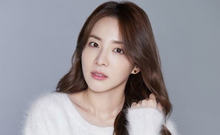 Kim So Yeon và các mỹ nhân lộ mặt mộc tham gia Sao Nhập Ngũ bản Hàn