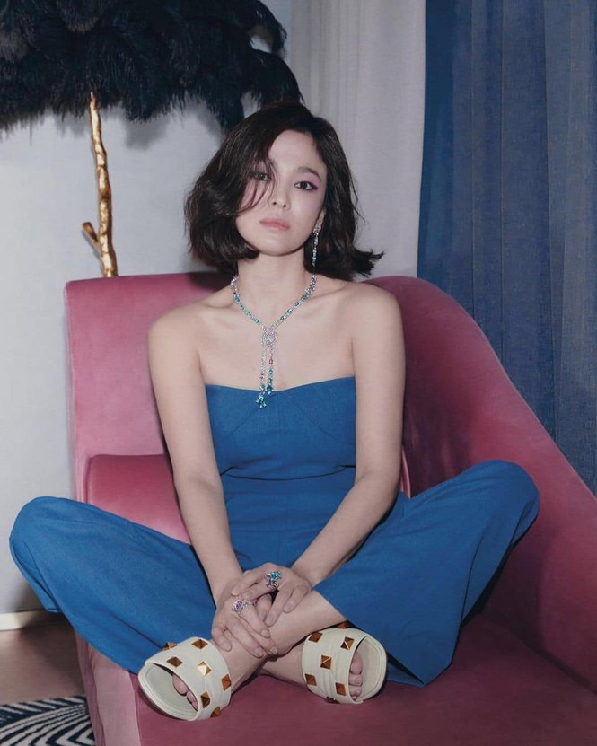 Song Hye Kyo 'đụng hàng' BLACKPINK nhưng không hề thua kém