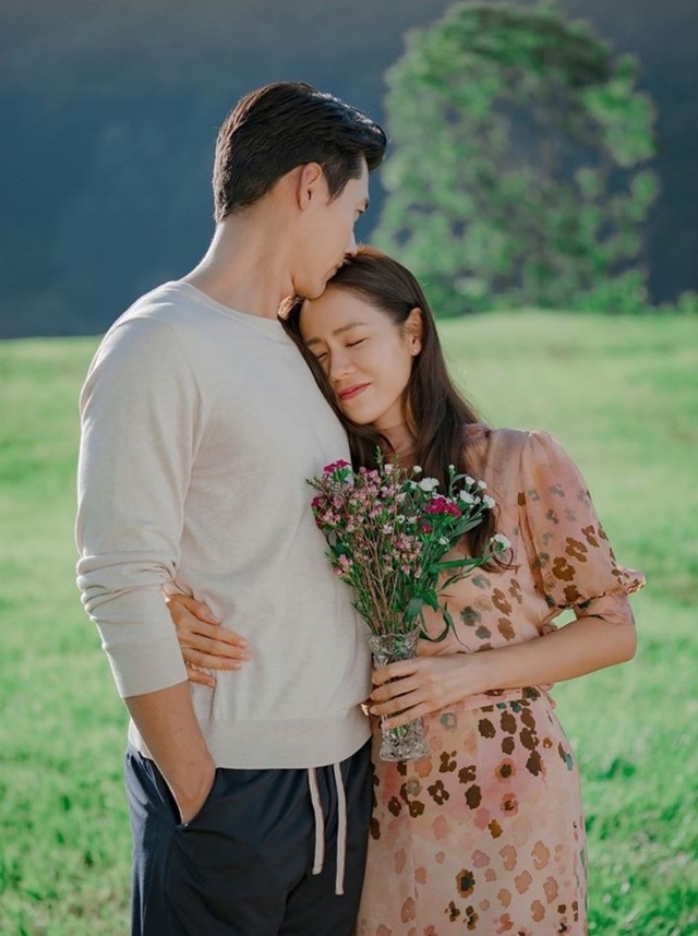 Hyun Bin và Son Ye Jin từng suýt ký hợp đồng mua nhà tân hôn?