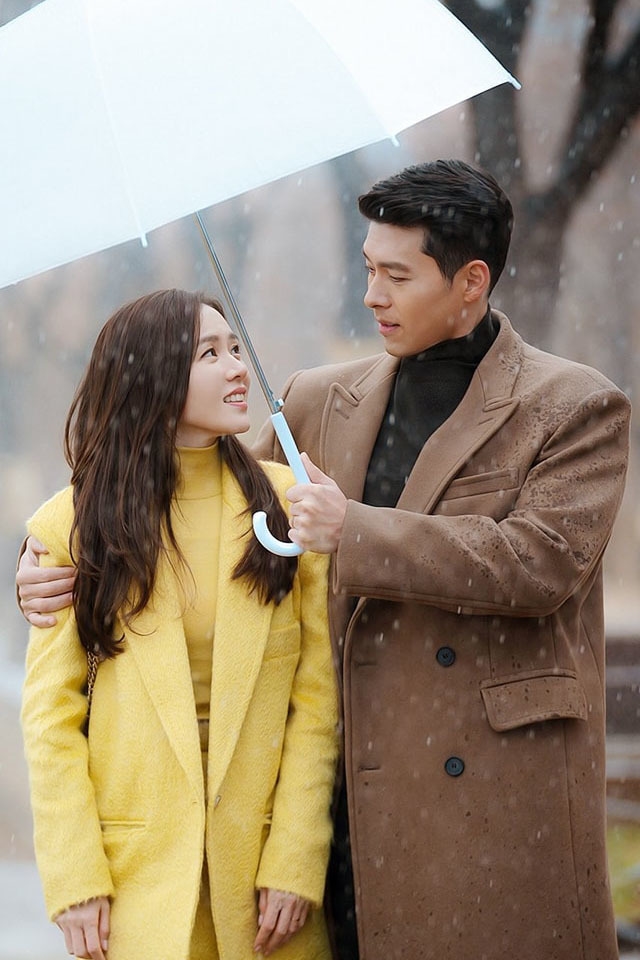 Son Ye Jin và sao nữ Hàn không trọng ngoại hình mà toàn yêu trai đẹp