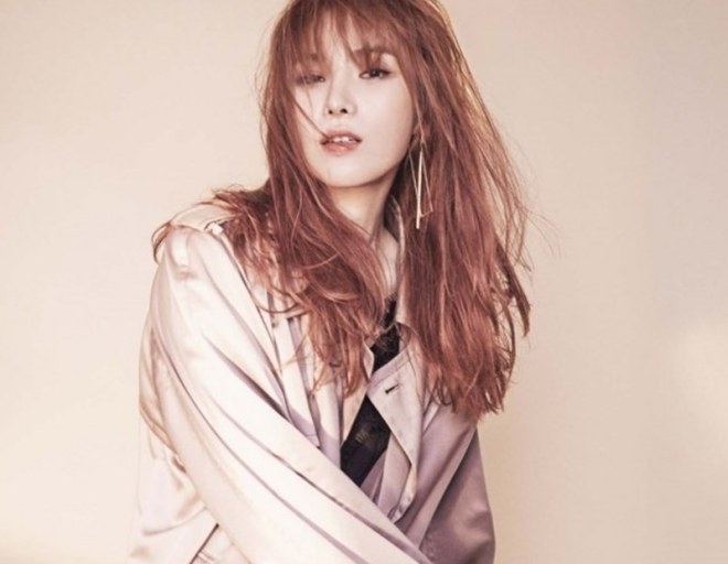 Son Ye Jin và sao nữ Hàn không trọng ngoại hình mà toàn yêu trai đẹp