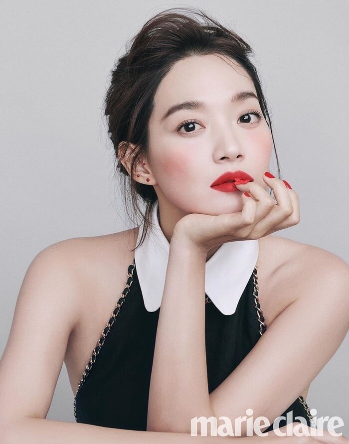Son Ye Jin và sao nữ Hàn không trọng ngoại hình mà toàn yêu trai đẹp