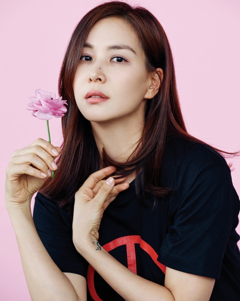 Son Ye Jin và sao nữ Hàn không trọng ngoại hình mà toàn yêu trai đẹp