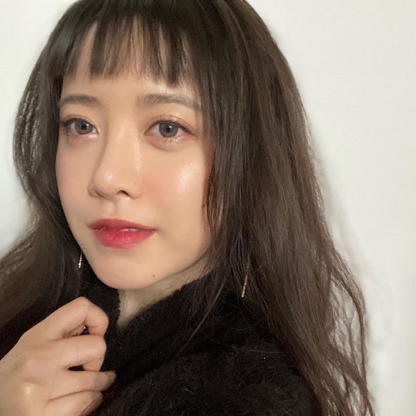 Song Hye Kyo và loạt mỹ nhân Hàn để tóc mái nham nhở mà vẫn khí chất