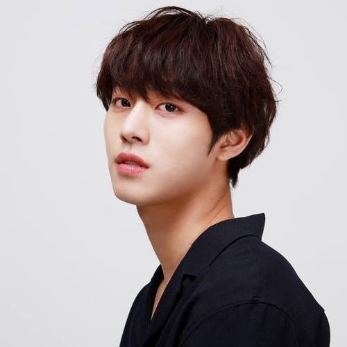 Lee Do Hyun và những mỹ nam trẻ nổi bật xứ Hàn năm 2020