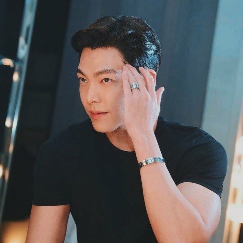 Lee Jong Suk và loạt nam thần có thể đóng với Song Hye Kyo ở phim mới