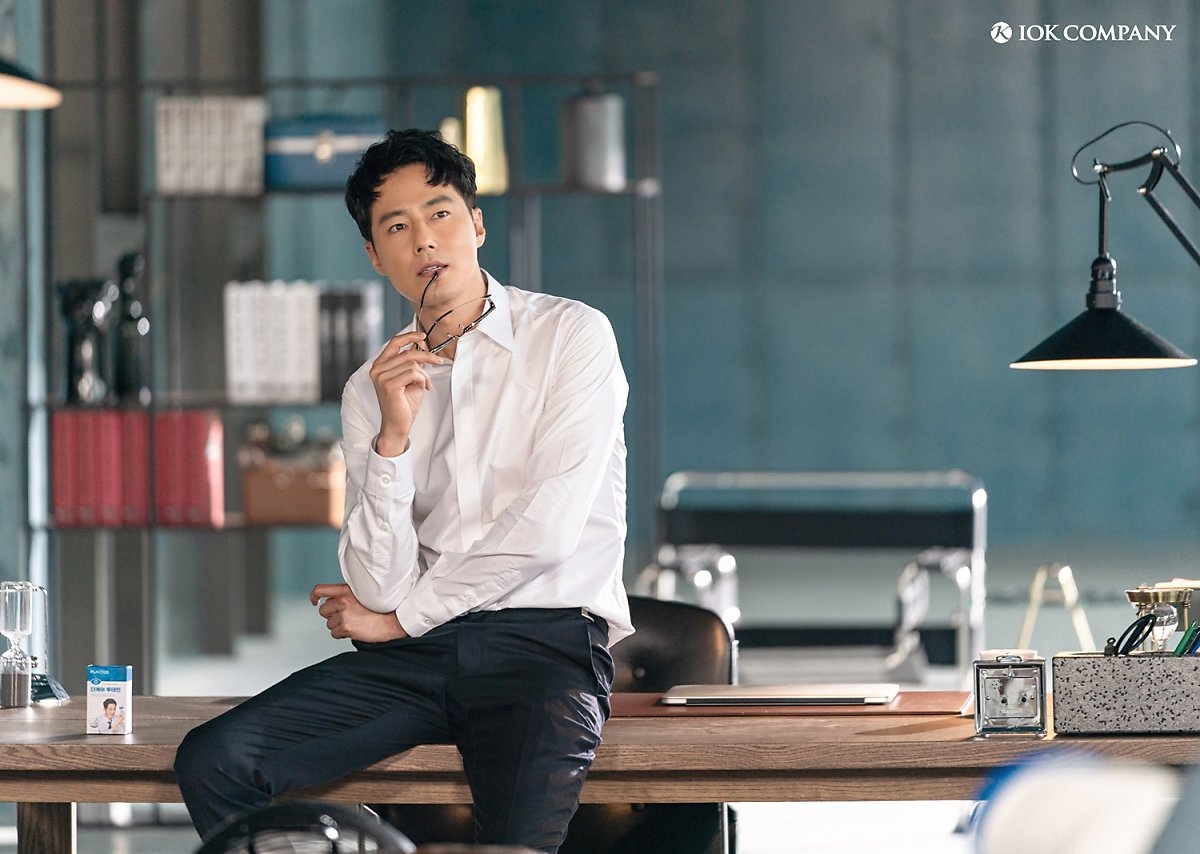 Eugene khoe nhan sắc trẻ trung qua loạt ảnh mới, Jo In Sung tái xuất