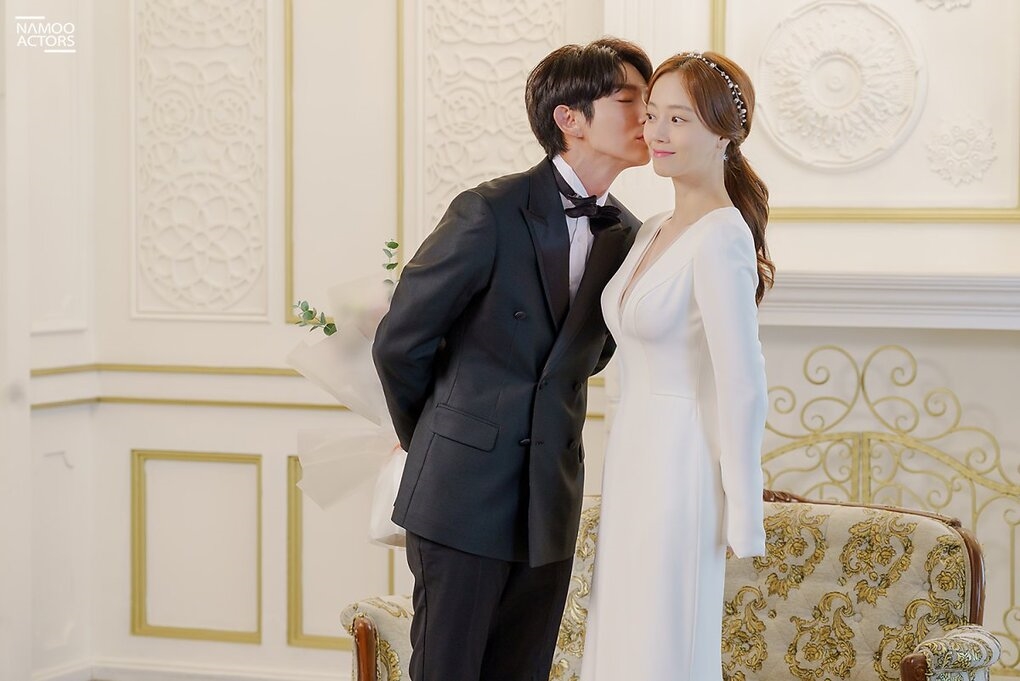 Kim Tae Hee và những cô dâu đẹp nhất trên màn ảnh Hàn năm 2020