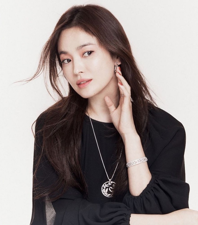 Song Hye Kyo dù được lòng công chúng vẫn không vượt qua Lee Young Ae