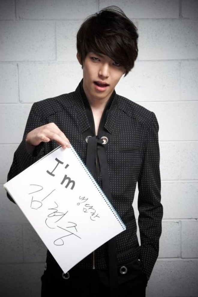 Lee Jong Suk và 5 mỹ nam Hàn có màn lột xác ngoạn mục