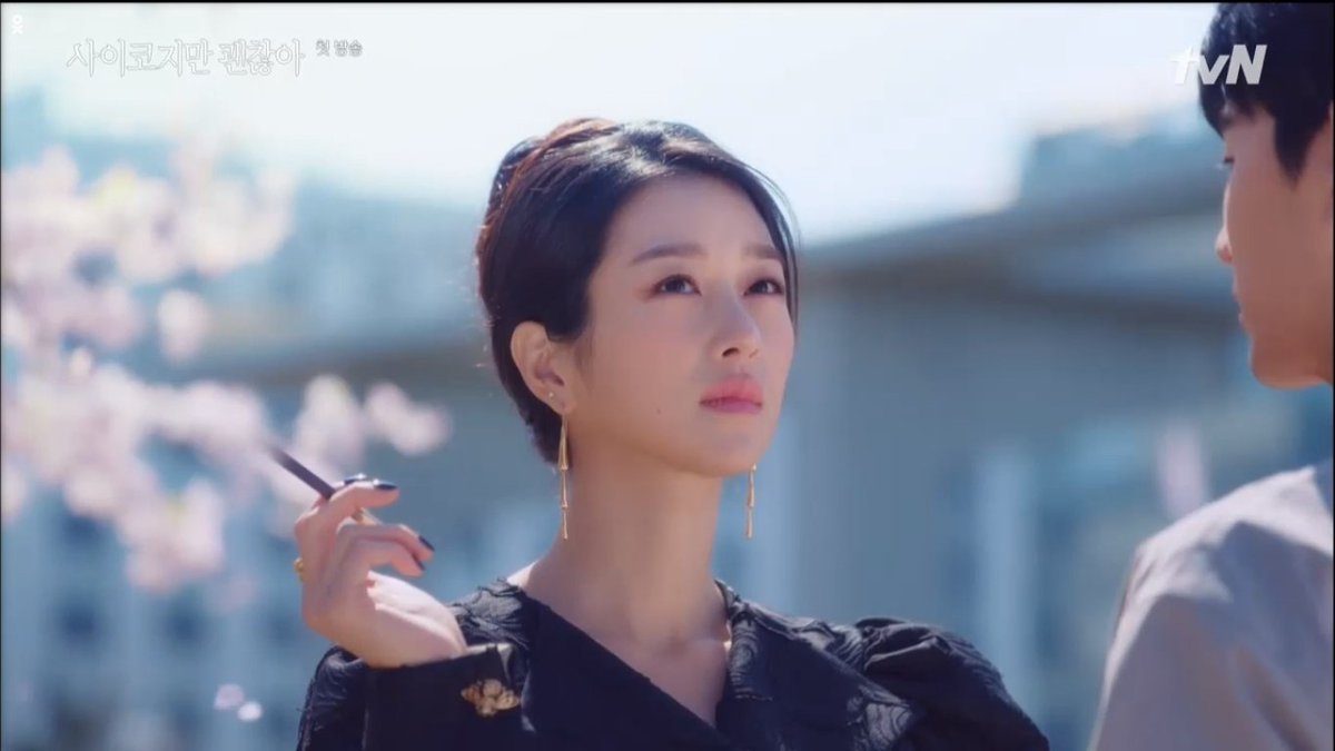 Go Moon Young và những kiểu nữ chính vạn người mê trong phim Hàn