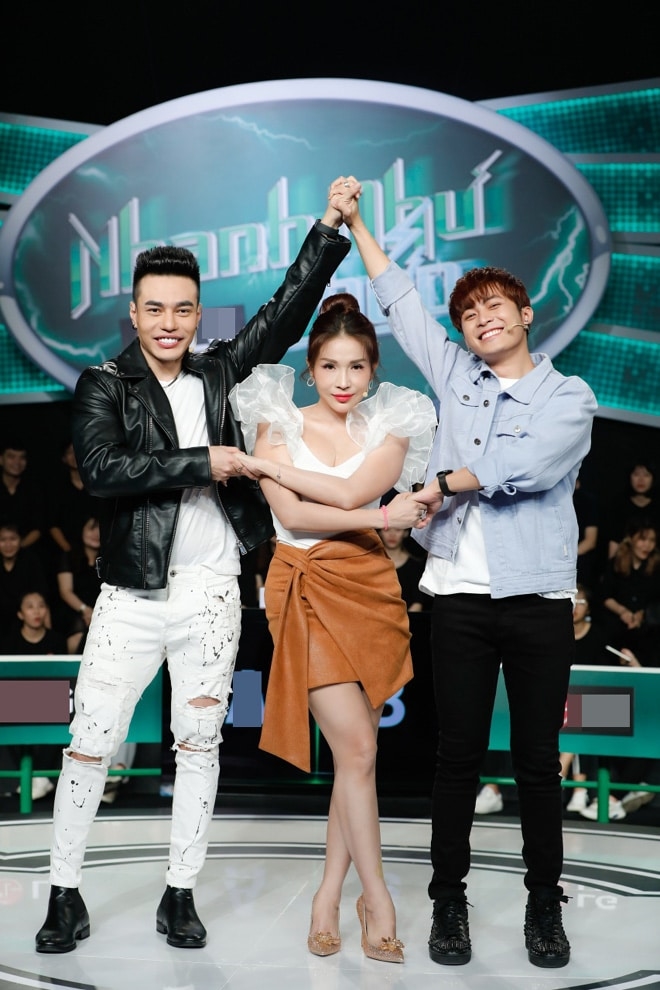 Trường Giang cùng loạt lùm xùm trong Nhanh Như Chớp mùa 3