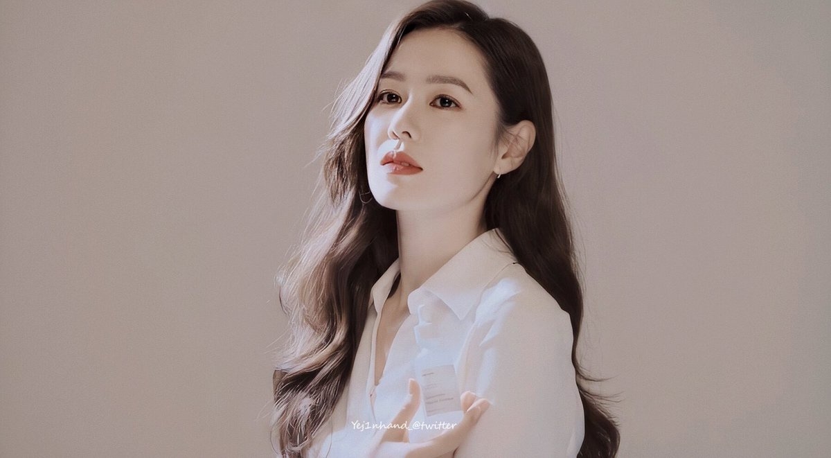 Son Ye Jin sự nghiệp, tình duyên đều tròn đầy ở tuổi 39