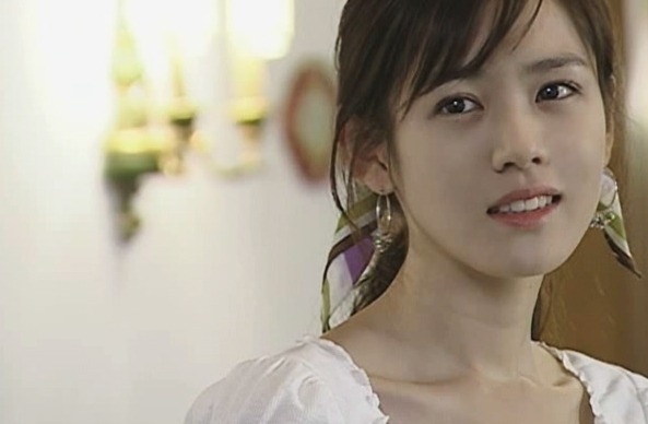 Son Ye Jin sự nghiệp, tình duyên đều tròn đầy ở tuổi 39
