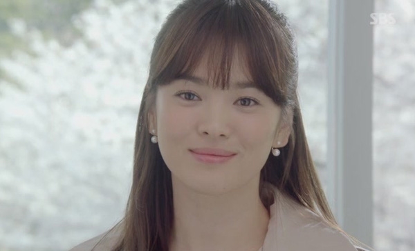 Song Hye Kyo và khoảnh khắc đẹp như tiên tử của mỹ nhân Hàn