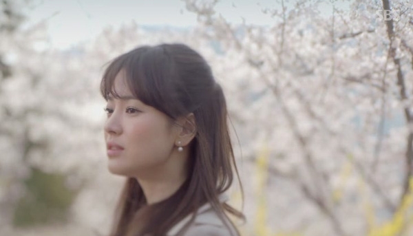 Song Hye Kyo và khoảnh khắc đẹp như tiên tử của mỹ nhân Hàn