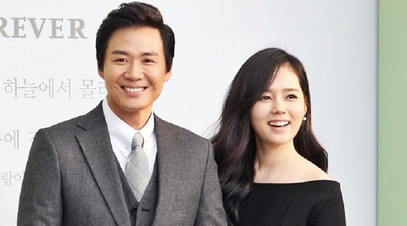 Yeon Jung Hoon - Han Ga In và những cặp vợ chồng vàng của Kbiz