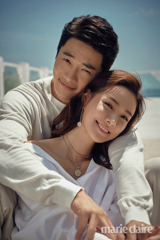 Yeon Jung Hoon - Han Ga In và những cặp vợ chồng vàng của Kbiz