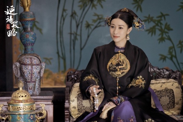 Châu Tấn, Xa Thi Mạn và những hoàng hậu nổi tiếng nhất Cbiz