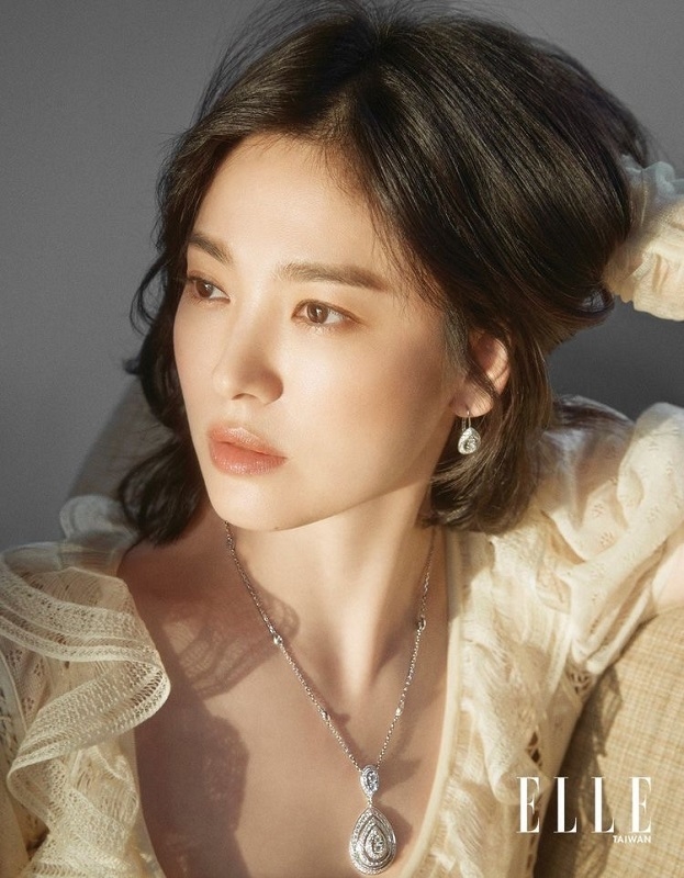 Han Hyo Joo thanh thoát cùng những góc nghiêng đẹp của dàn nữ thần Hàn