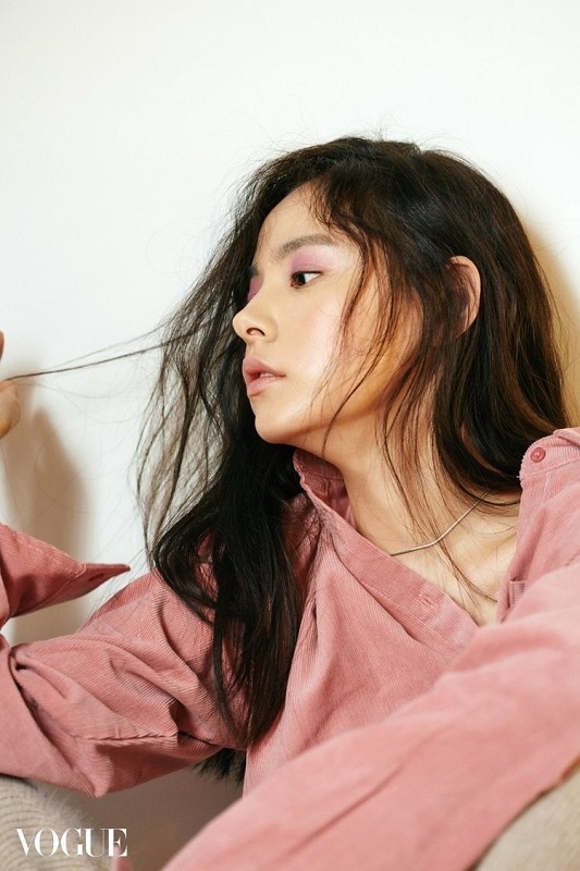 Han Hyo Joo thanh thoát cùng những góc nghiêng đẹp của dàn nữ thần Hàn