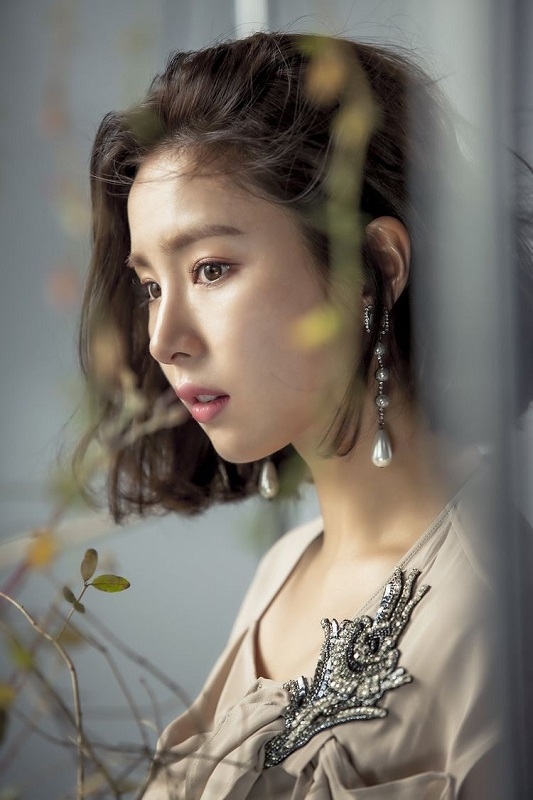 Han Hyo Joo thanh thoát cùng những góc nghiêng đẹp của dàn nữ thần Hàn