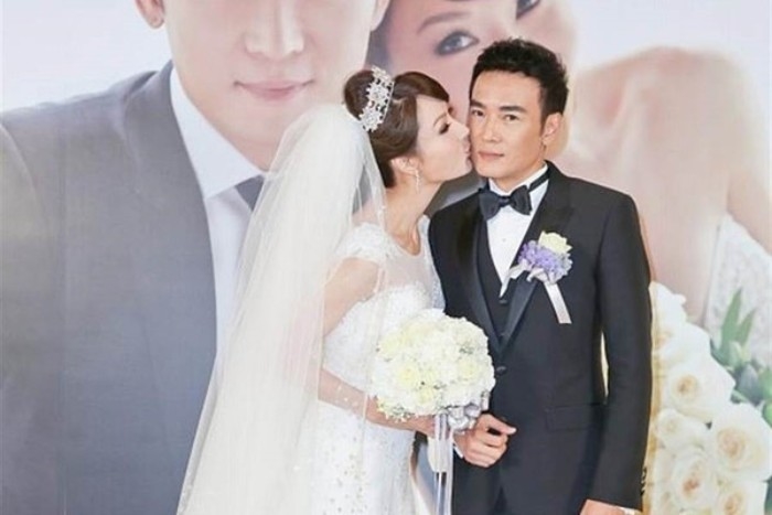 Triển Chiêu đẹp trai nhất Cbiz Tiêu Ân Tuấn bị vợ mắng vô trách nhiệm