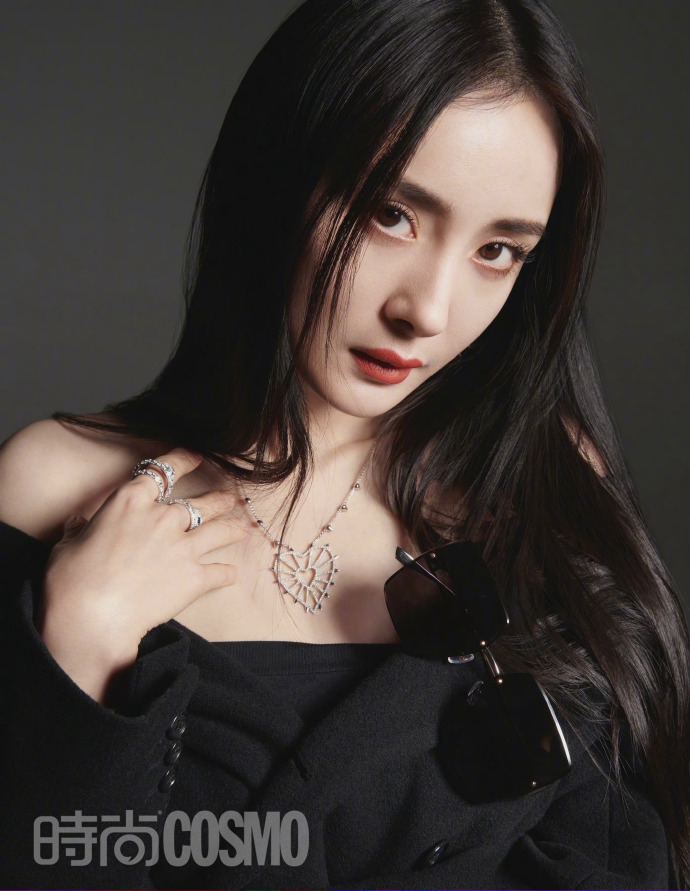 Dương Mịch hóa 'ngự tỷ', Tôn Lệ lại 'dìm hàng' Đặng Siêu