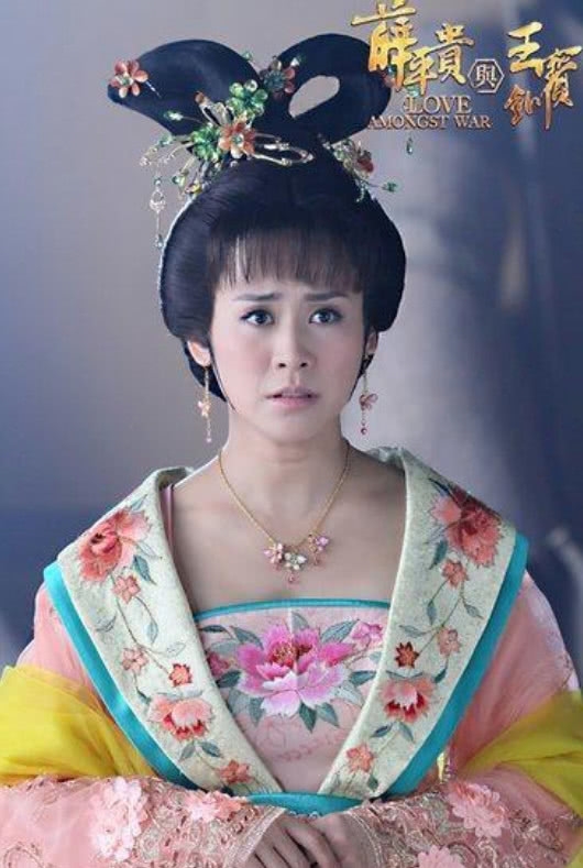 Trần Nghiên Hy, Tuyên Huyên và mỹ nhân Cbiz đóng phim cổ trang xấu