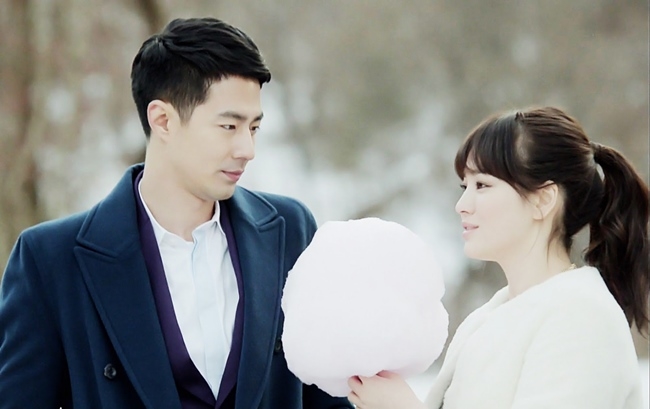 Song Hye Kyo có thể đóng cùng Jo In Sung trong phim mới