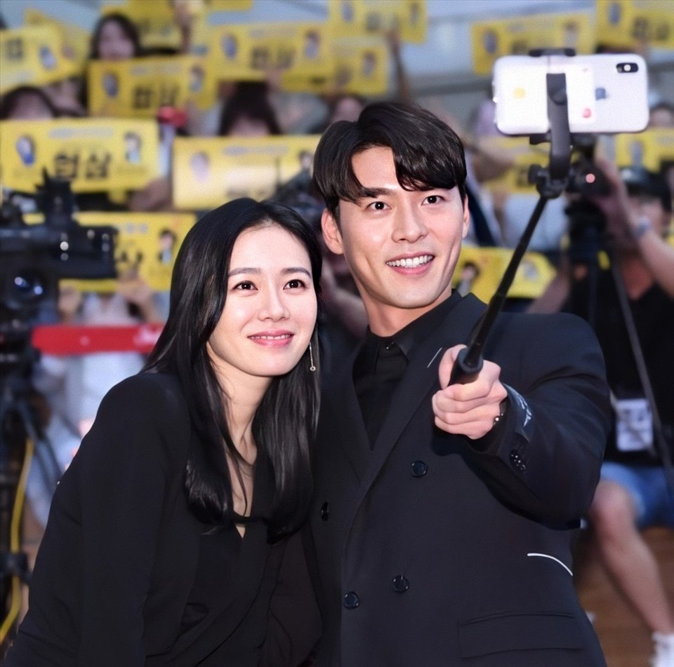 Hyun Bin - Son Ye Jin lọt top những cặp đôi có khả năng cưới năm 2021