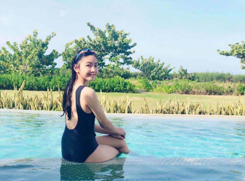Quyền Linh khoe con gái Lọ Lem nhan sắc cực phẩm khi tham dự sự kiện