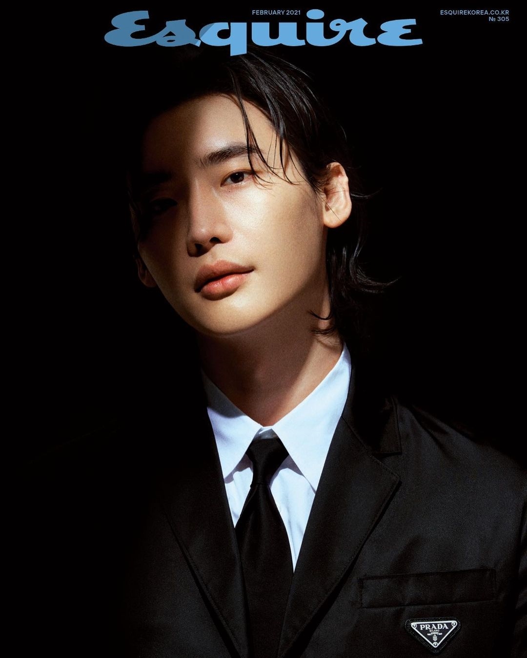 Lee Jong Suk - Kim Woo Bin cùng khoe ảnh tóc dài lãng tử 'gây sốt'